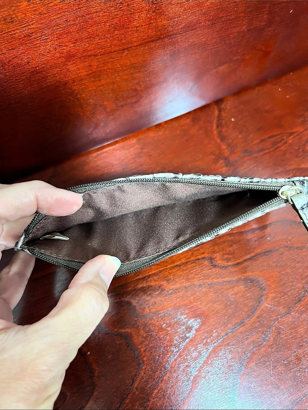 Brahmin Wallet Embossed Brown - Picture 4 of 5